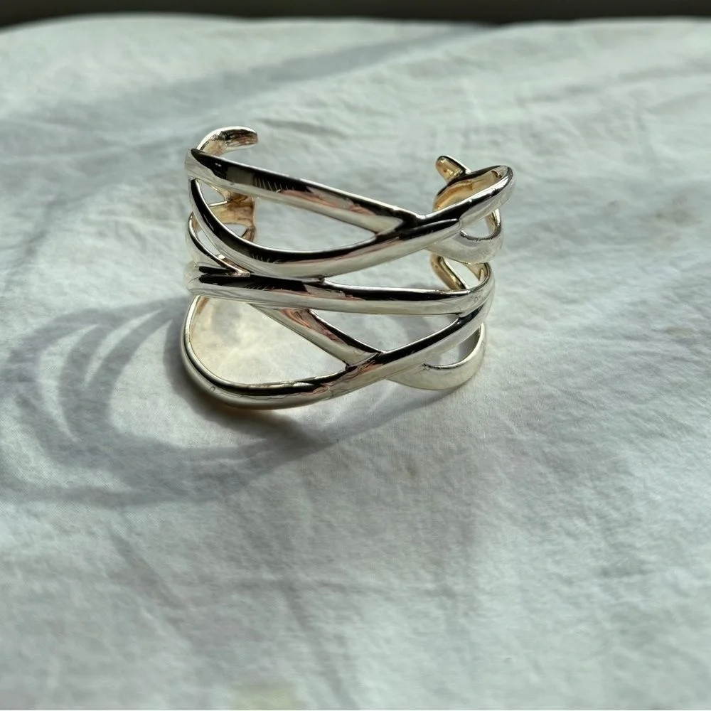 Stella‎ & Dot Odette Fitted Silver Cuff Bracelet